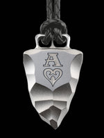 Laden Sie das Bild in den Galerie-Viewer, Anhänger mit eigener Gravur Option 2