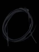 Laden Sie das Bild in den Galerie-Viewer, Schwarzes flaches Lederband pflanzlich auf Wasserbasis gegerbt