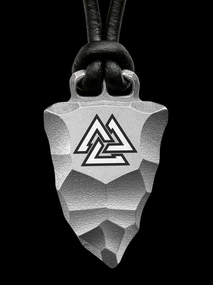Faustkeil Valknut