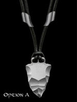 Laden Sie das Bild in den Galerie-Viewer, Faustkeil puristisch
