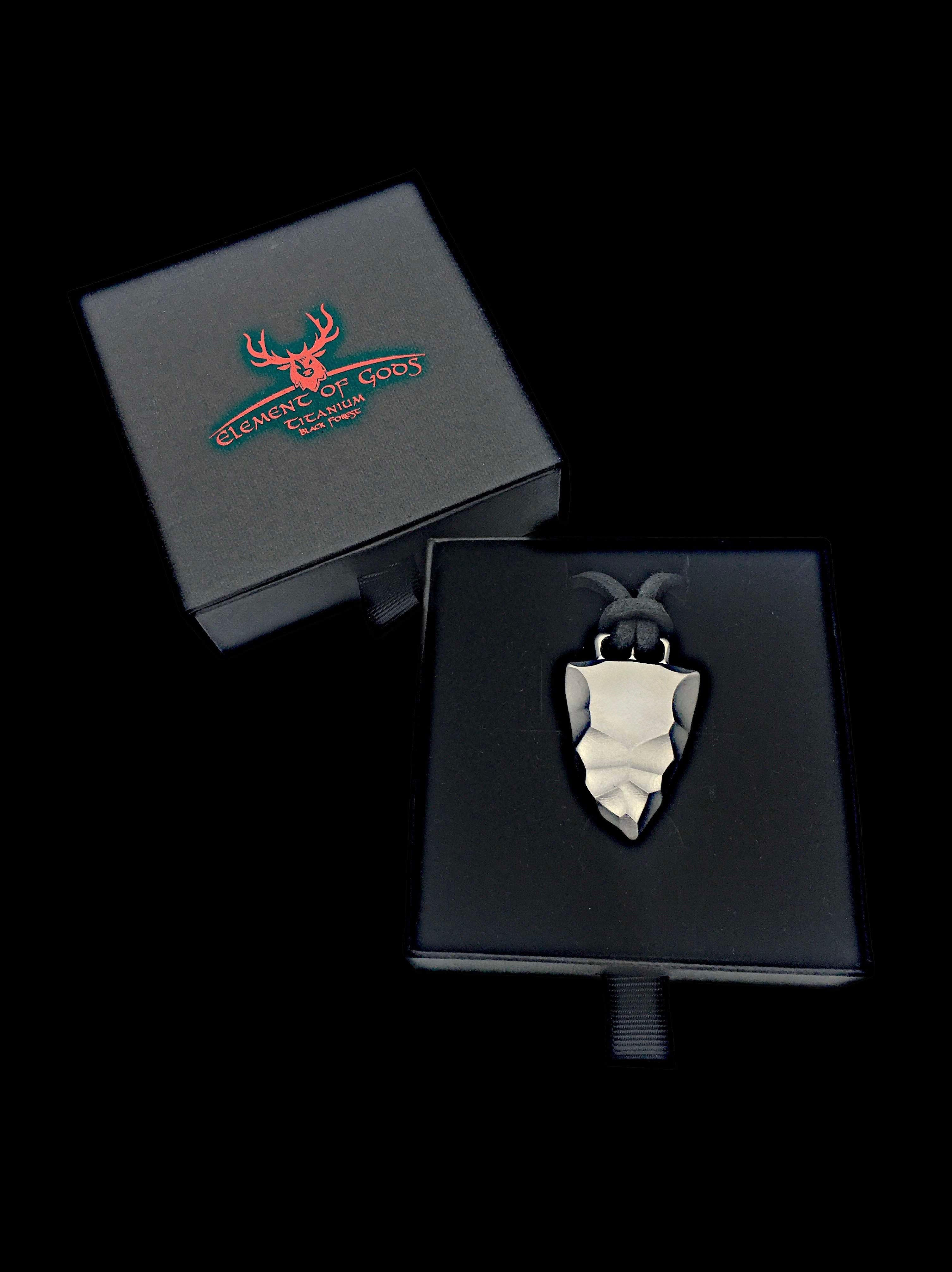 Faustkeil puristisch